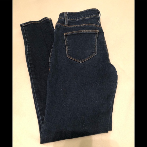 💥NO BOUNDARIES SKINNY JEANS💥 - Picture 2 of 2